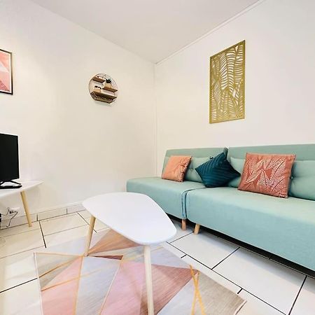 Appartement Confidentiel Laon Exterior foto